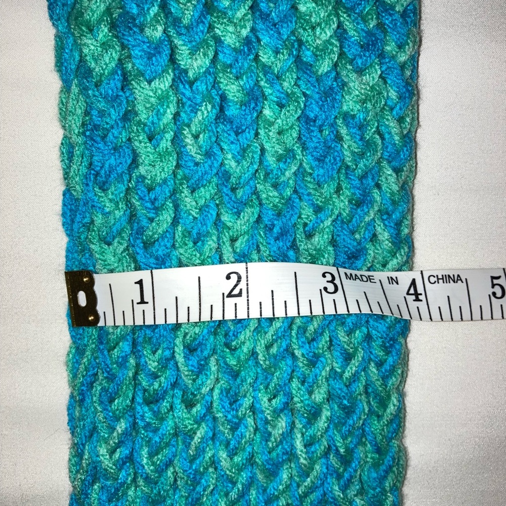 HANDMADE blue and green knit beanie hat and scarf set for adults - Picture 6 of 6